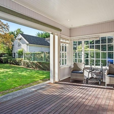 200 Riccarton Holiday House Christchurch Exterior photo